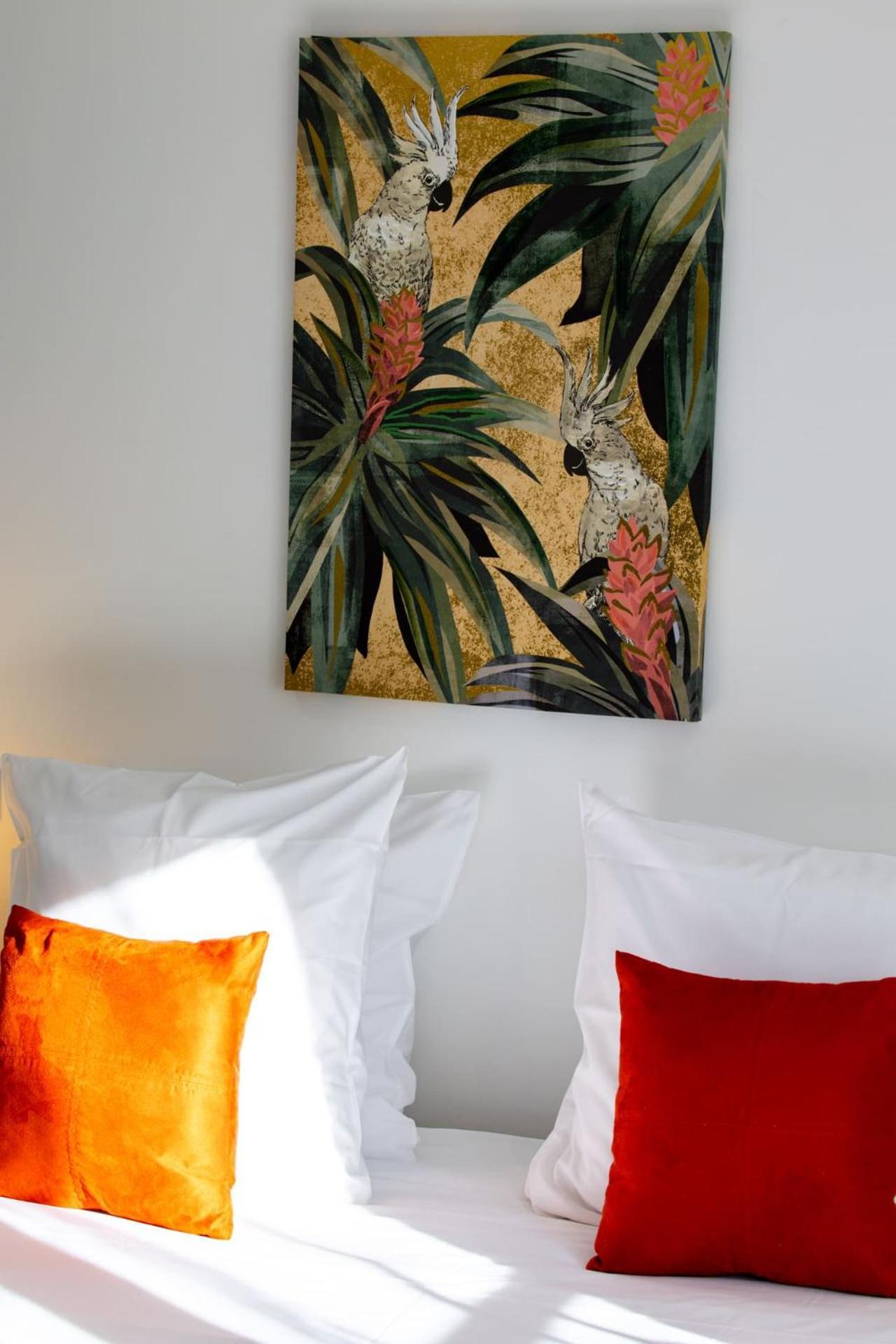 Le Lucien Eco-Appart'Hotel - Angouleme - Centre - Wifi - Parking Prive - Classe 4 Etoiles Luaran gambar