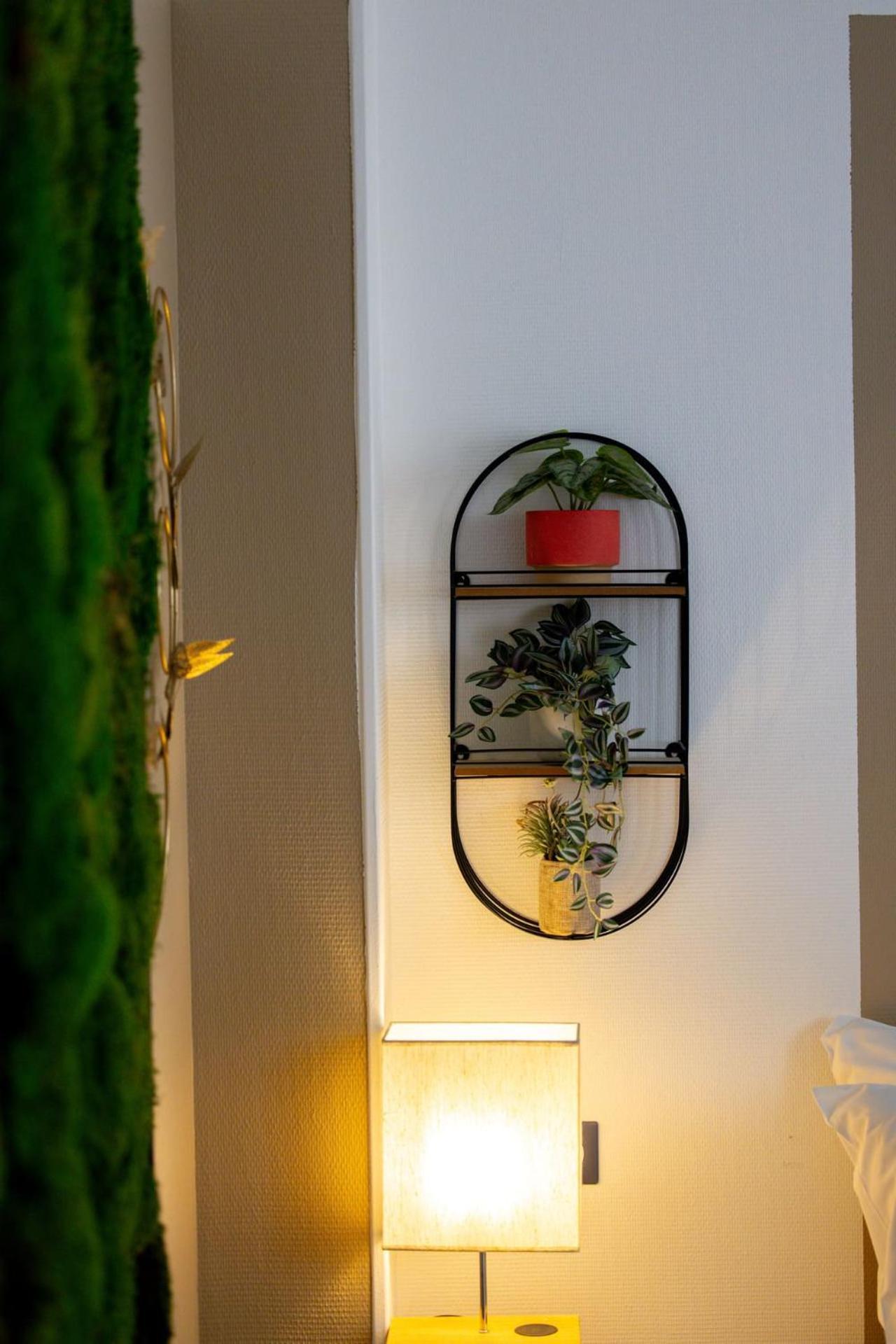 Le Lucien Eco-Appart'Hotel - Angouleme - Centre - Wifi - Parking Prive - Classe 4 Etoiles Luaran gambar