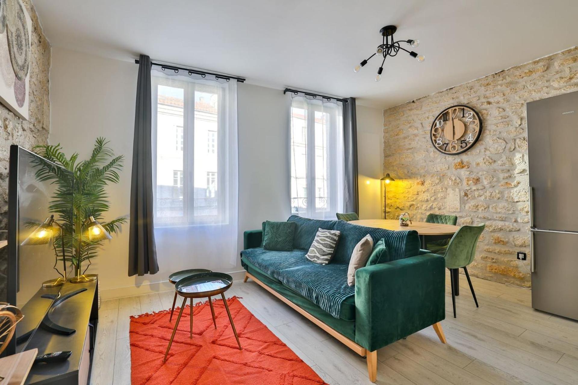 Le Lucien Eco-Appart'Hotel - Angouleme - Centre - Wifi - Parking Prive - Classe 4 Etoiles Luaran gambar
