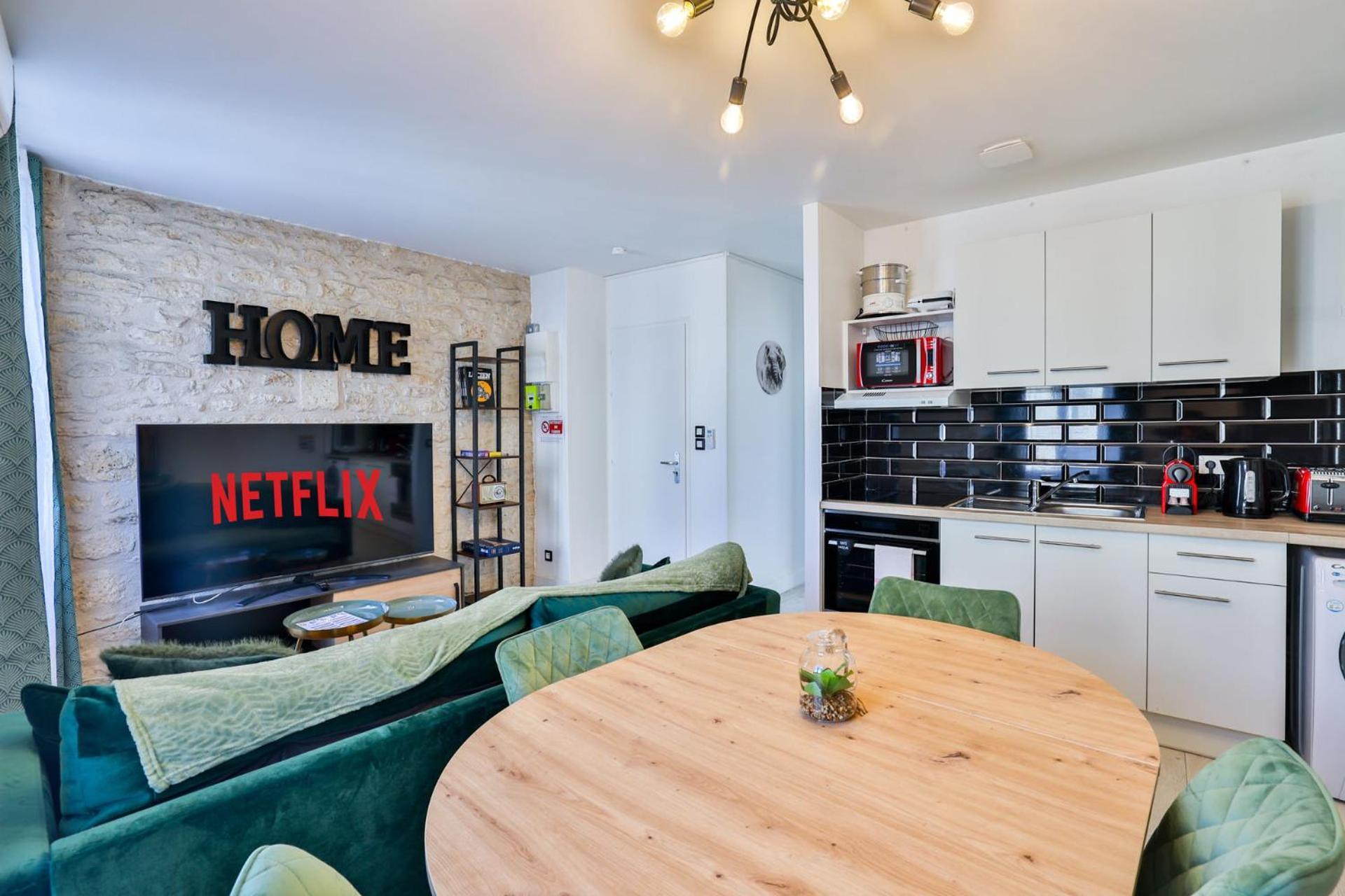 Le Lucien Eco-Appart'Hotel - Angouleme - Centre - Wifi - Parking Prive - Classe 4 Etoiles Luaran gambar
